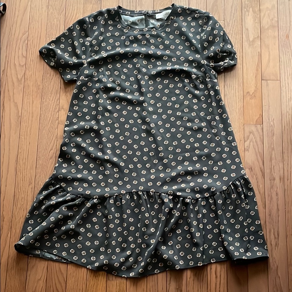 Floral Patterned Dress with Ruffle Hem
